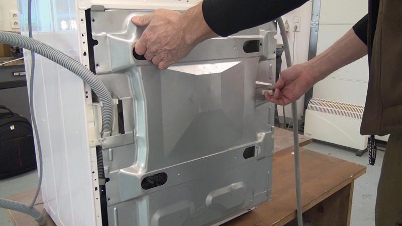 Rückwand entfernen Rückwand entfernen