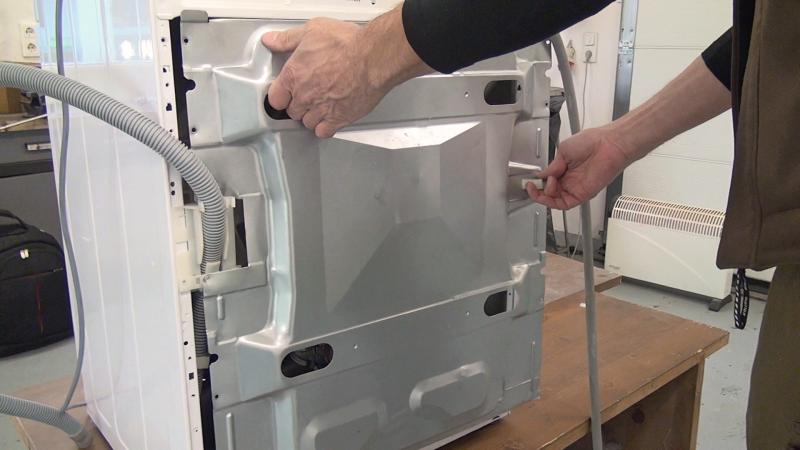 Rückwand entnehmen