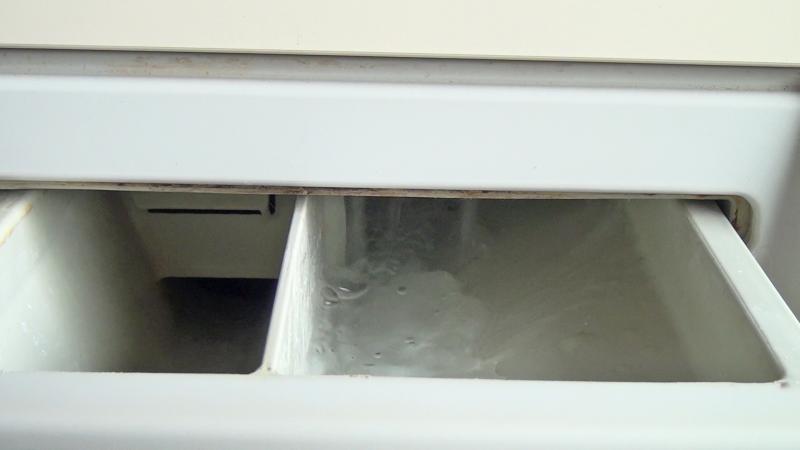 Wasser läuft ordnungsgemäß ein