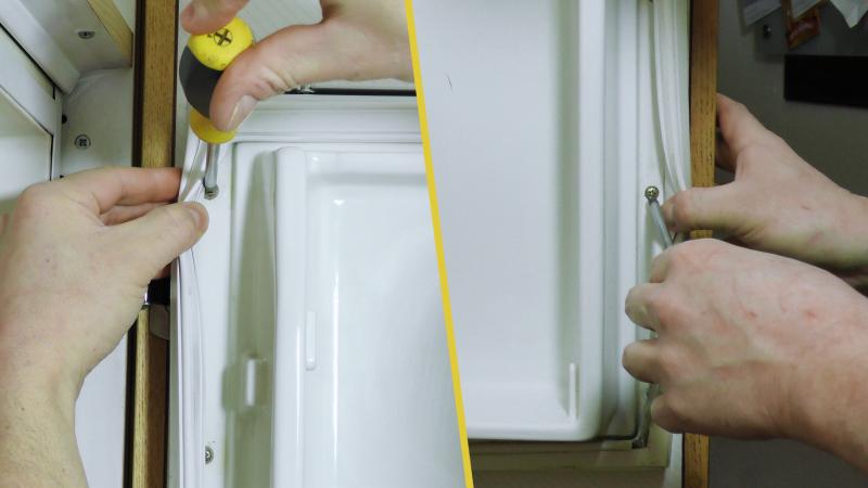 Schrauben der Kühlschrankverkleidung entfernen Schrauben der Kühlschrankverkleidung entfernen