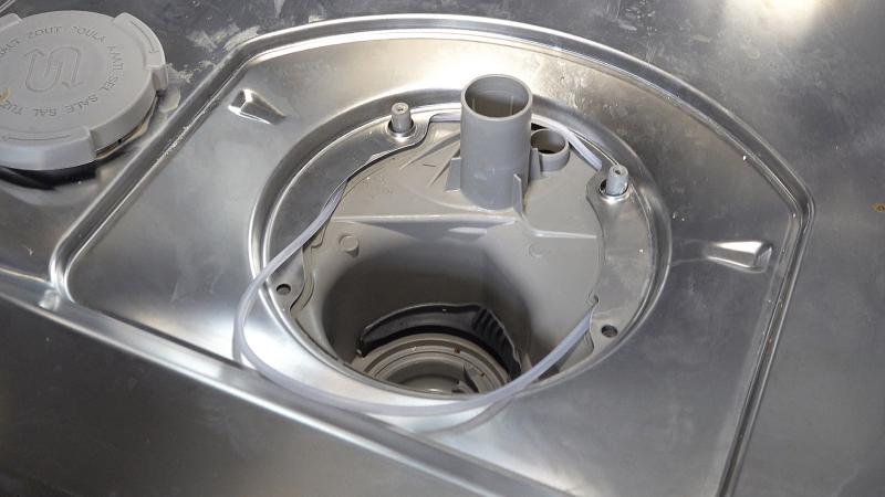 Dichtung auch um den zweiten Zapfen legen Dichtung auch um den zweiten Zapfen legen