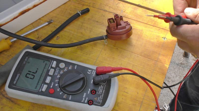 Druckdose durchmessen Druckdose durchmessen