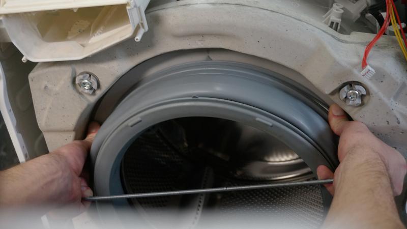 Spannring oben bereits gut vordehnen