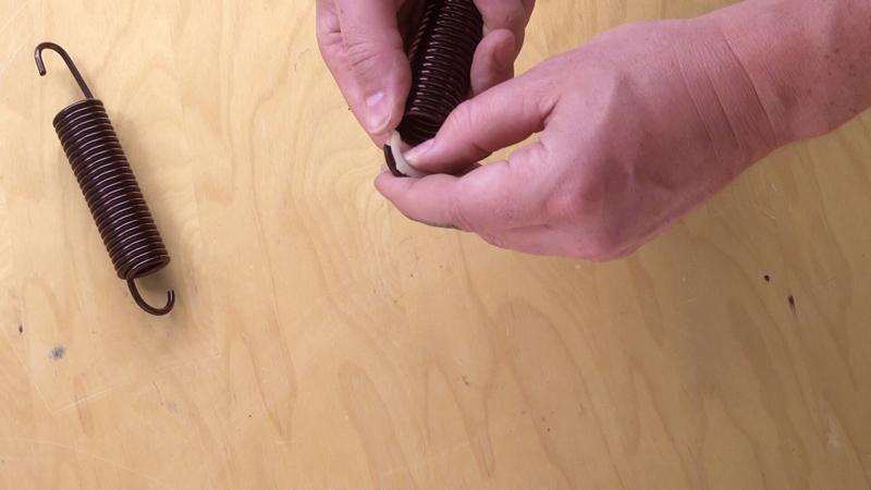 Plastikclips umstecken Plastikclips umstecken