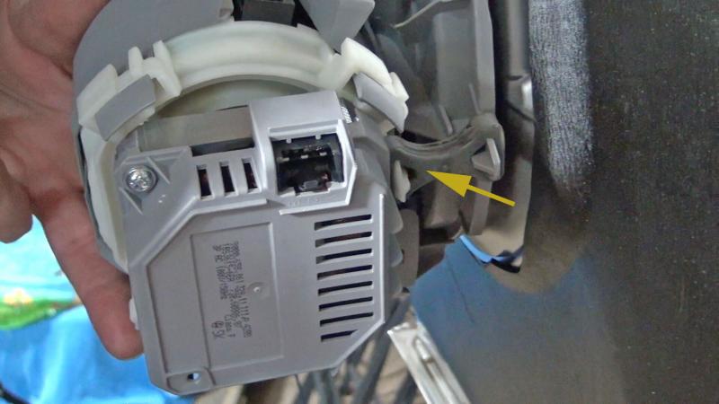 Gummiaufhängung lösen Gummiaufhängung lösen