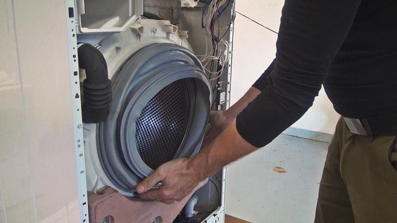 Türdichtung erneut kontrollieren