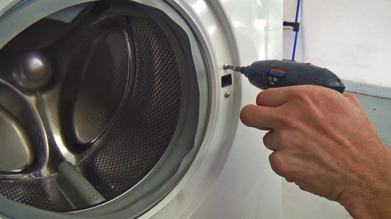 Türschloss verschrauben