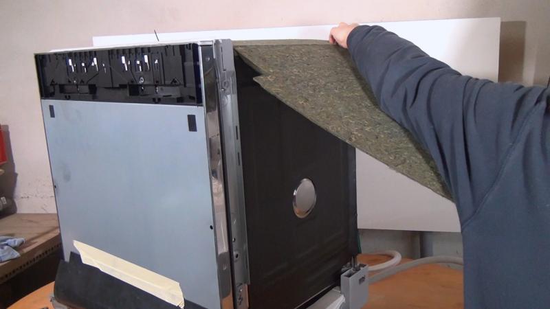 Dämmung wieder einlegen Dämmung wieder einlegen